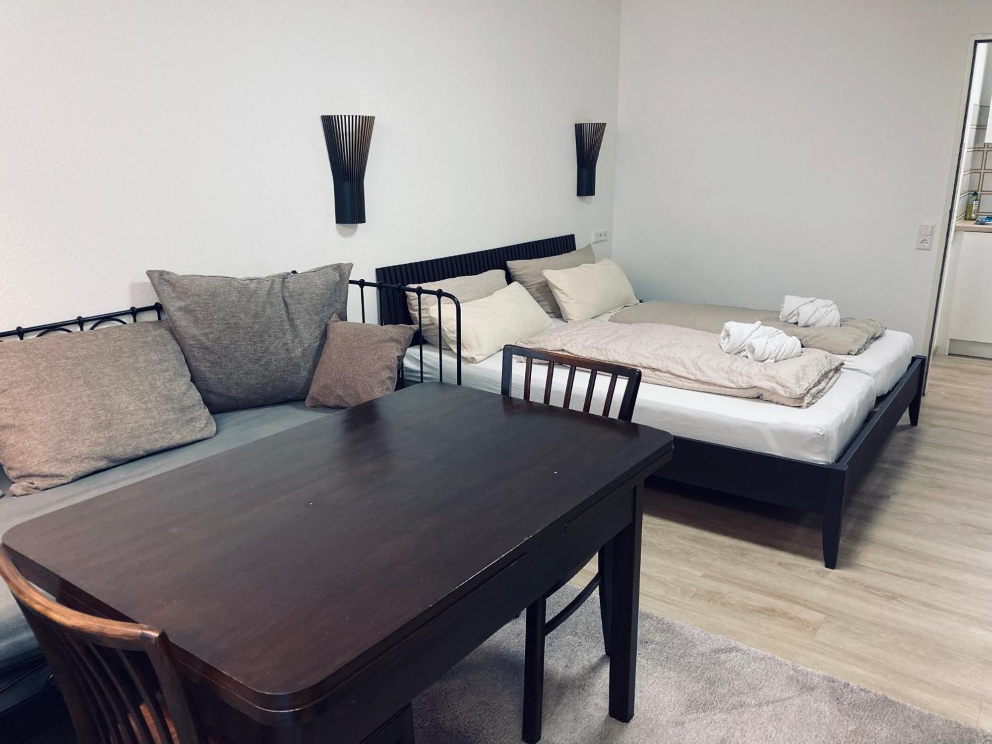 Free Apartment - Ermstal Bad Urach Ngoại thất bức ảnh